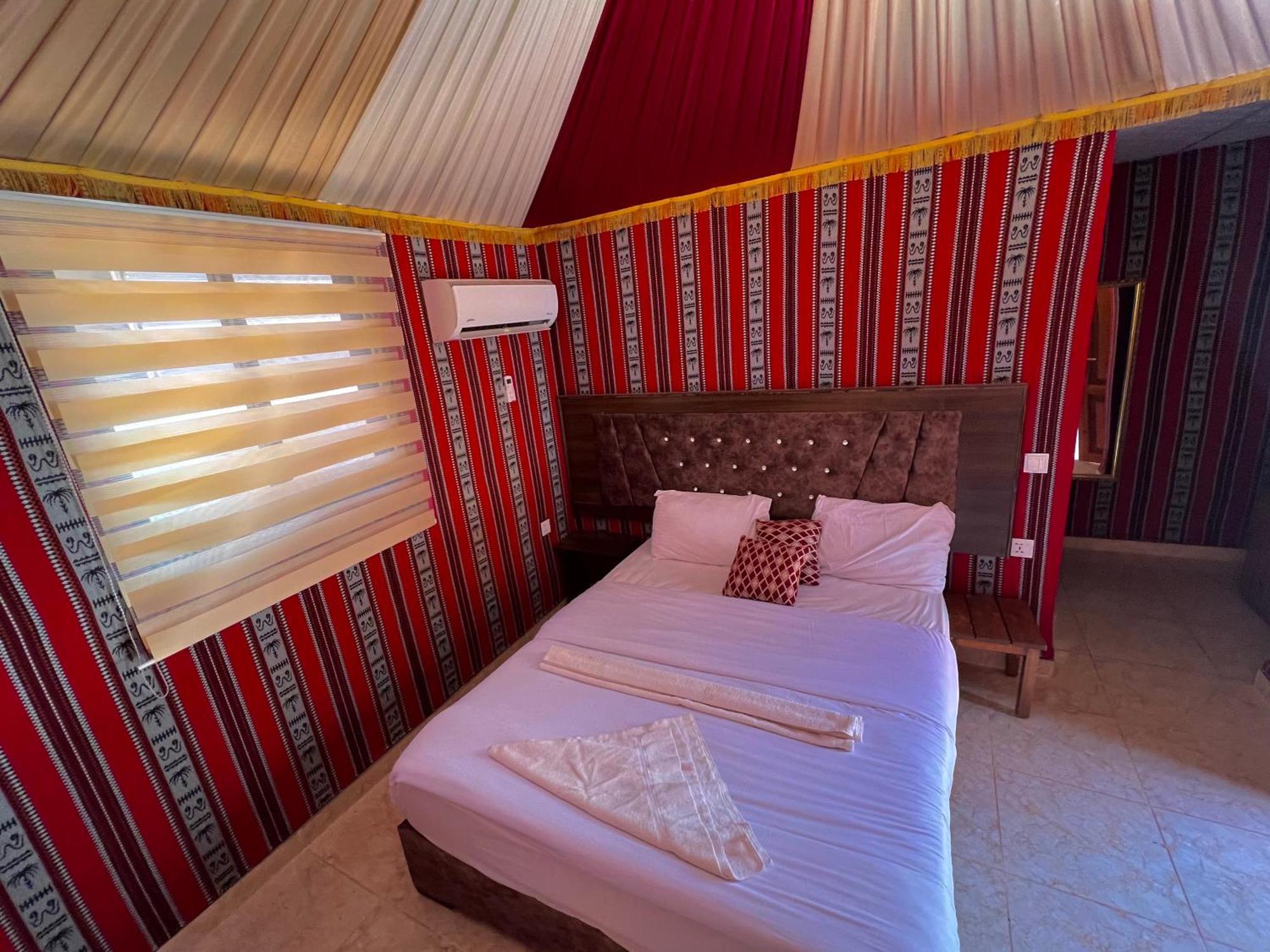 Angelina Wadi Rum Camp Exterior foto